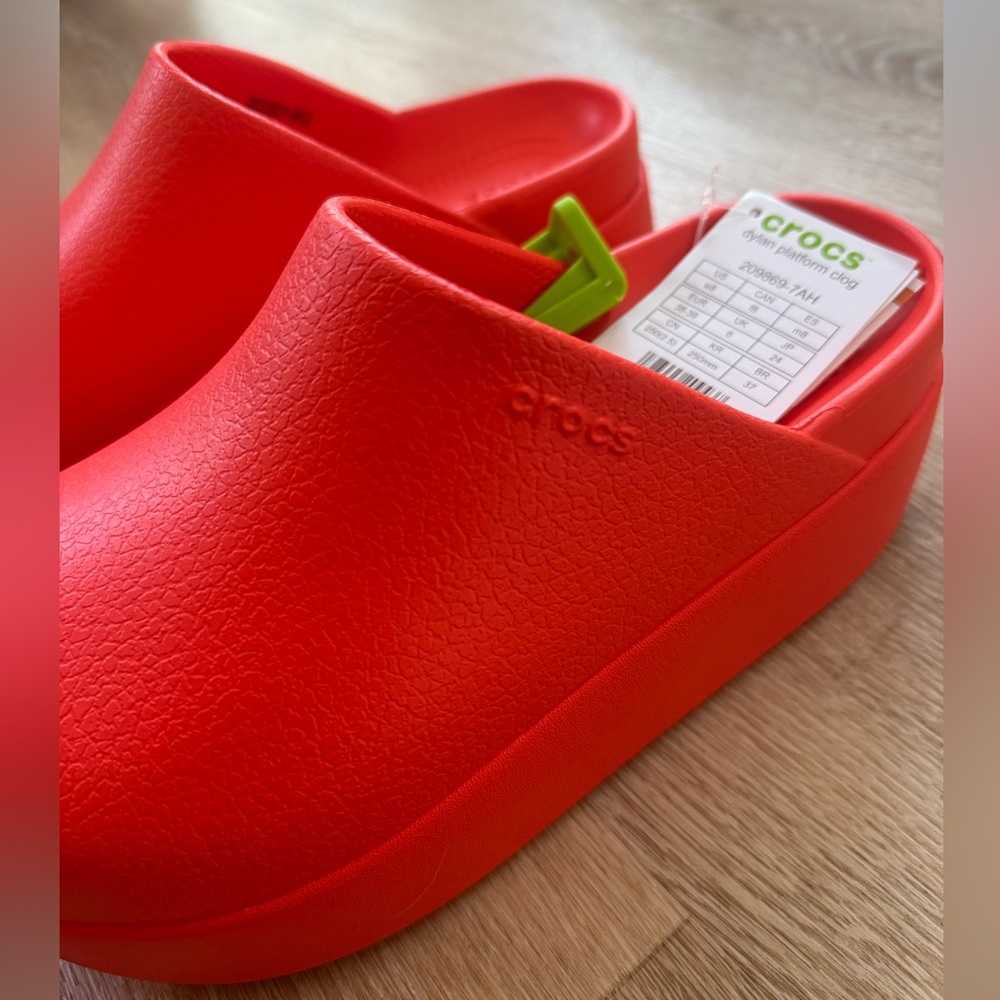 NWT Crocs Dylan Platform Clog, Mule Platform Shoes Starfish W8 - Picture 5 of 6